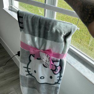 Hello Kitty Sanrio Viral Blanket